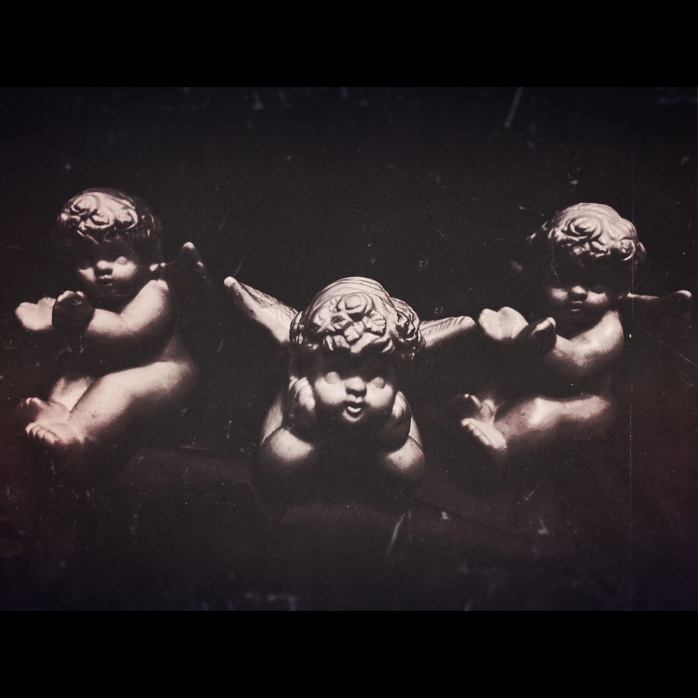 VIGOR VINTAGE Porcelain Cherubs